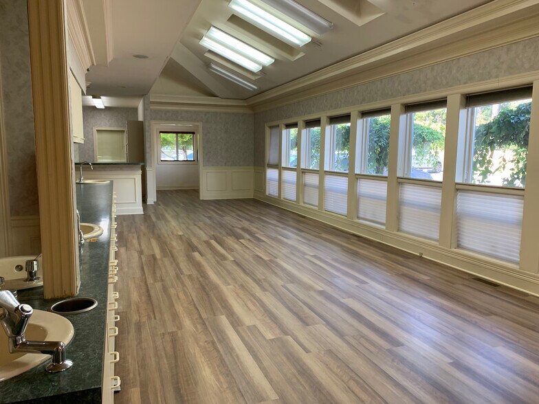 More Photos Of 9101 Bridgeport Way SW, Lakewood Medical For Lease