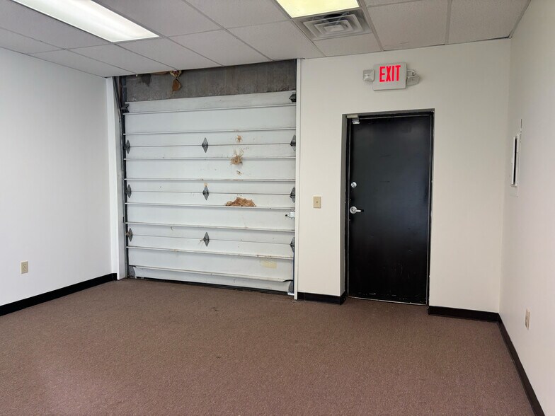 More Photos Of 556 Arbor Hill Rd, Kernersville Light Manufacturing For Lease