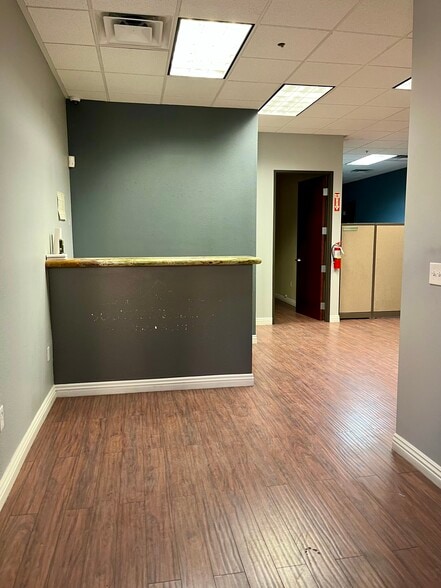 More Photos Of 6280 Spring Mountain Rd, Las Vegas Office For Sale
