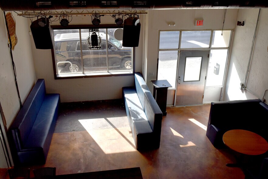 More Photos Of 124 E G.E. Patterson Ave, Memphis Restaurant For Sale