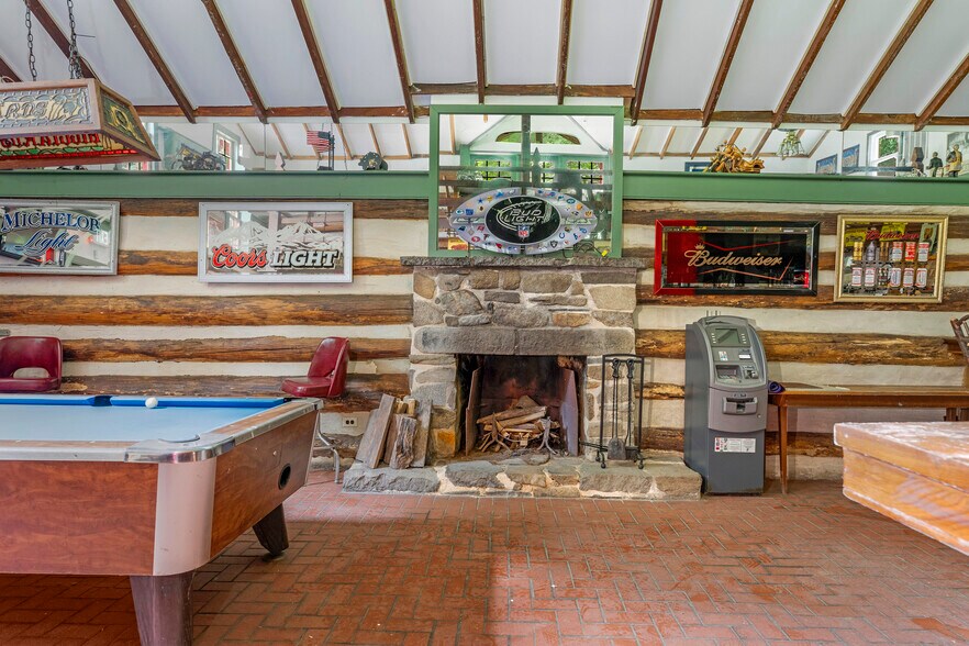 More Photos Of 1332 Susquehanna River Rd, Port Deposit Bar For Sale
