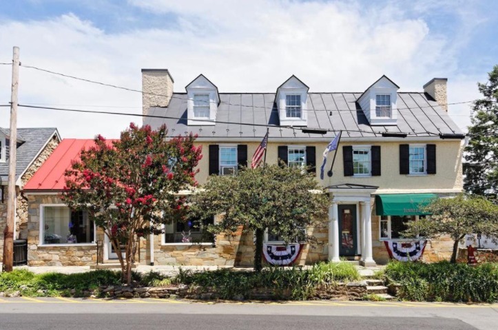 Primary Photo Of 17 S Madison St, Middleburg Storefront Retail Residential For Sale