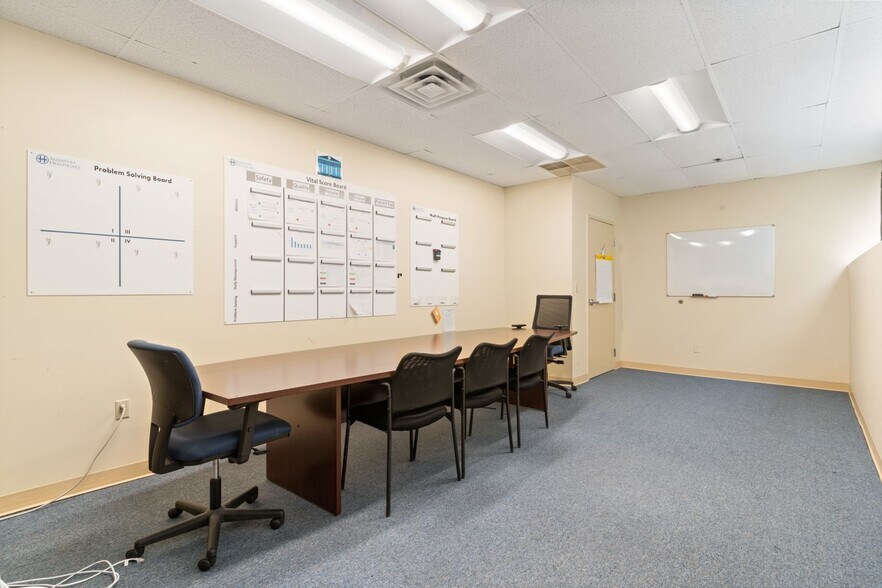 More Photos Of 629 Centre St, Brockton Office For Lease