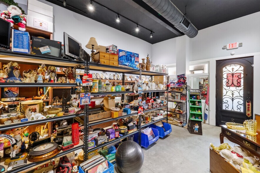 More Photos Of 109 S Raiford St, Selma Storefront For Sale