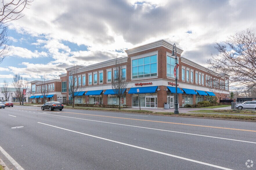 More Photos Of 1300 Franklin Ave, Garden City Medical For Lease