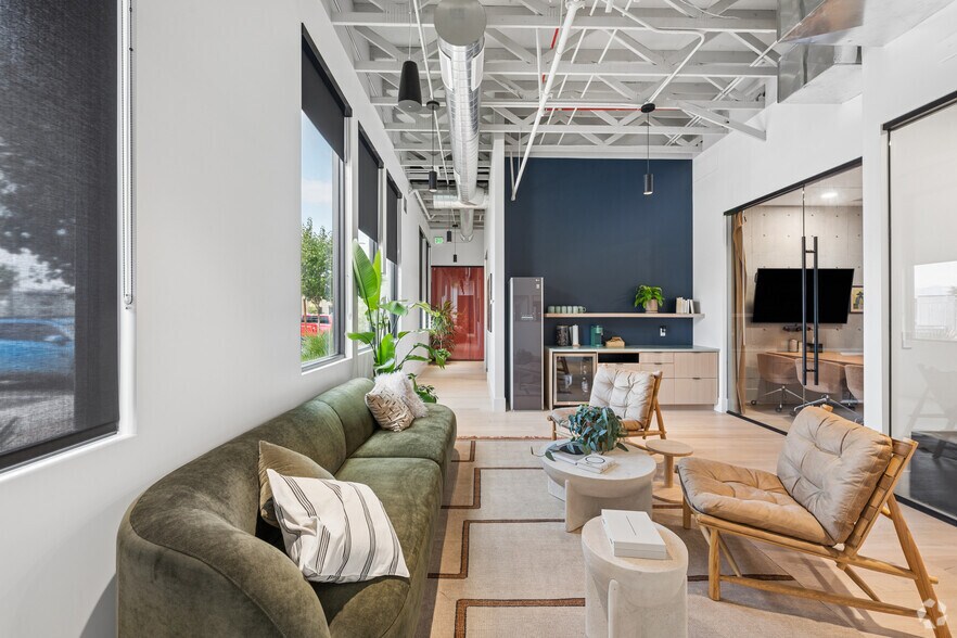 More Photos Of 1575 River Rd, St George Coworking Space