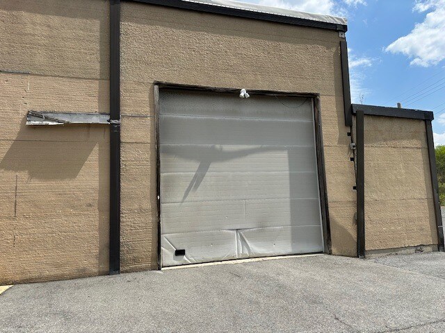 More Photos Of 165-177 Bedford Plaza Rd, Bedford Unknown For Lease