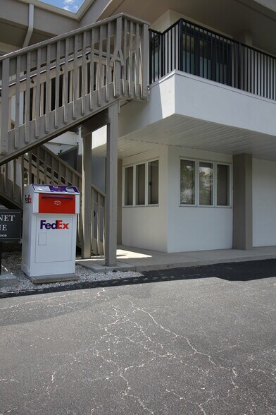More Photos Of 1705 Colonial Blvd, Fort Myers Medical For Lease
