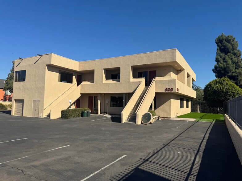 Primary Photo Of 620 E Main St, El Cajon Medical For Lease