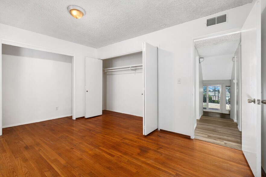 More Photos Of 2801-2807 Columbia St, San Diego Apartments For Sale