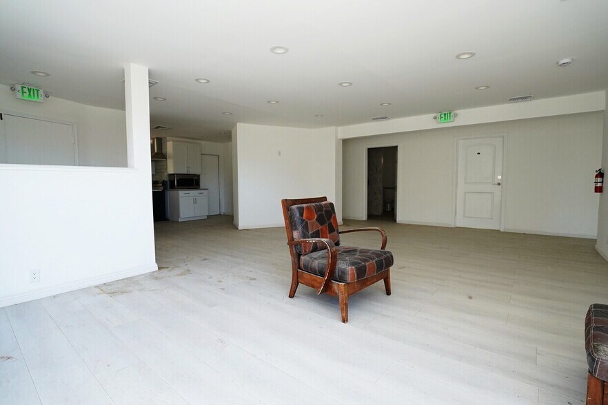 More Photos Of RCFE ready 4bed, 3bth 10,000sq/ft newly remodeled House for Lease, Acton Flex For Lease