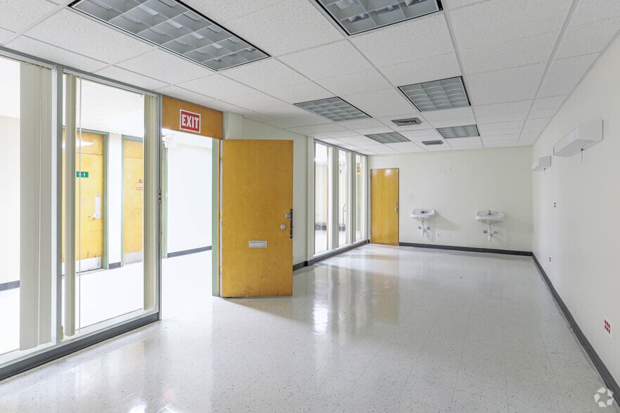 More Photos Of 11000 W McNichols Rd, Detroit Office Residential For Lease