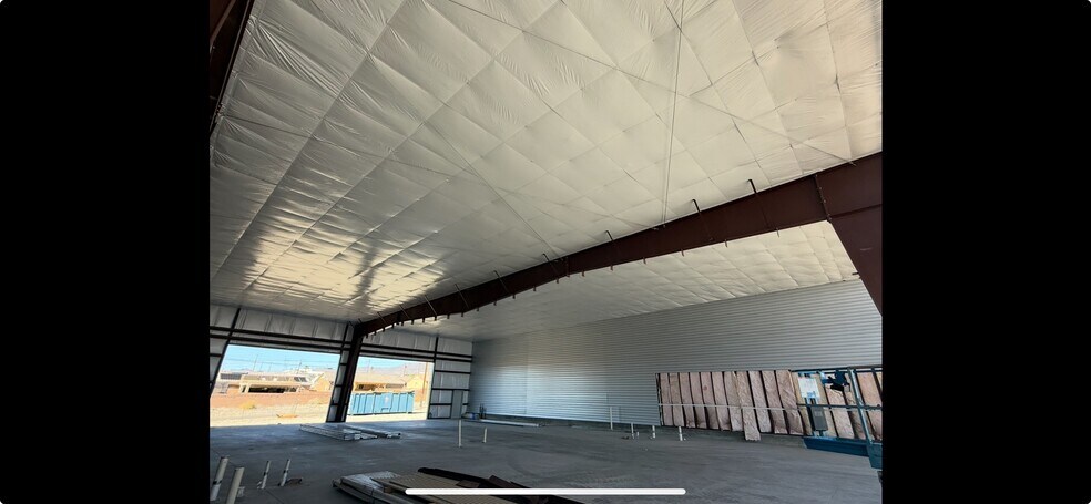 More Photos Of 2995 Kiowa Blvd N, Lake Havasu City Industrial For Lease