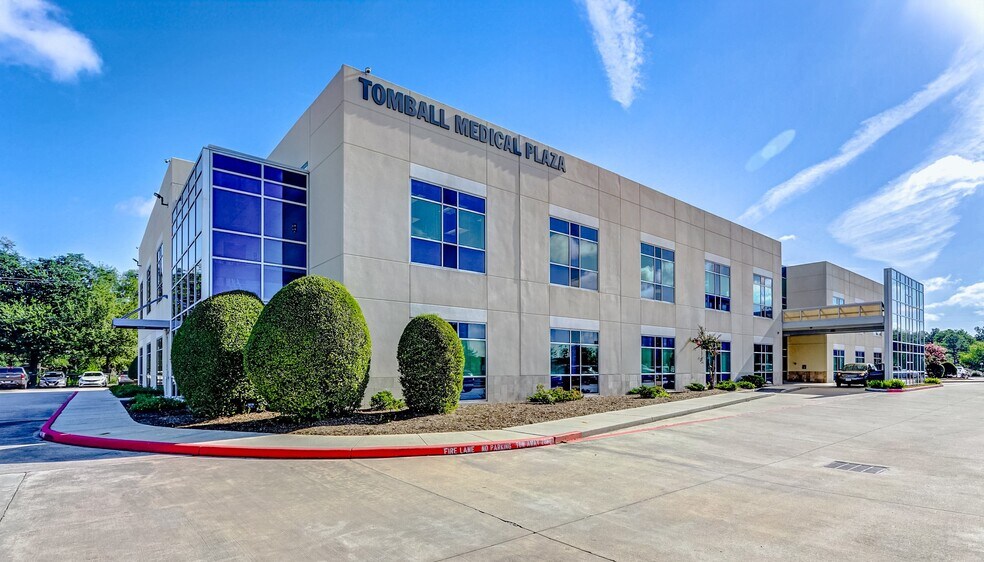 Primary Photo Of 506 Graham Dr, Tomball Medical For Lease