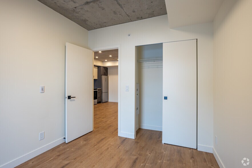 More Photos Of 12322 102 Av NW, Edmonton Apartments For Lease