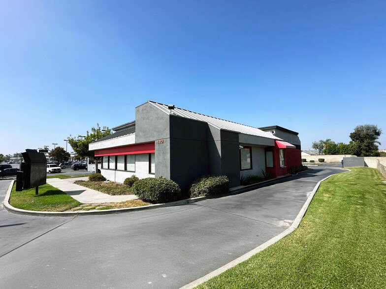More Photos Of 1401-1451 W Artesia Blvd, Gardena Unknown For Lease