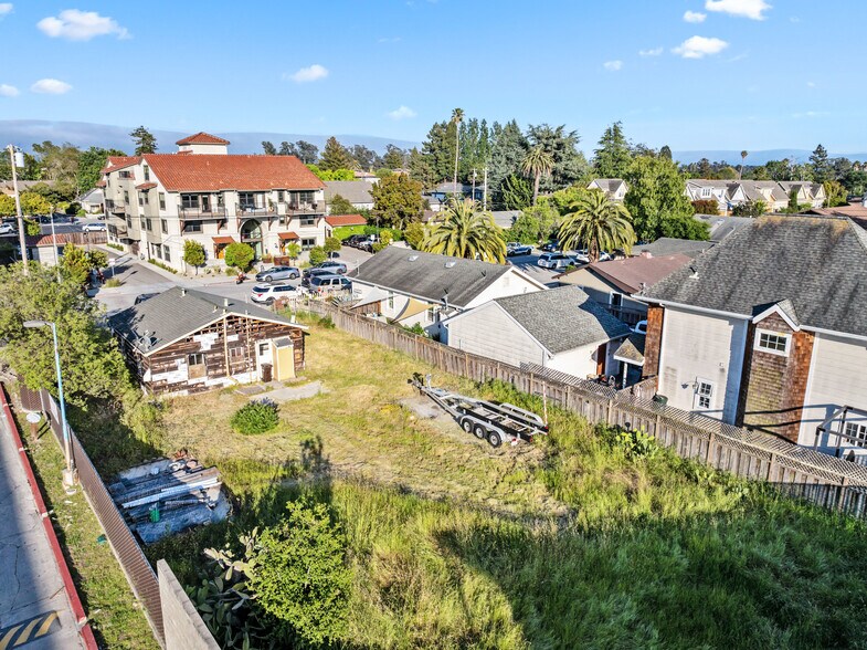 More Photos Of 719 Darwin St, Santa Cruz Land For Sale