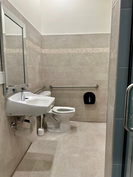 More Photos Of 2121 Lee Ave, South El Monte Warehouse For Sale