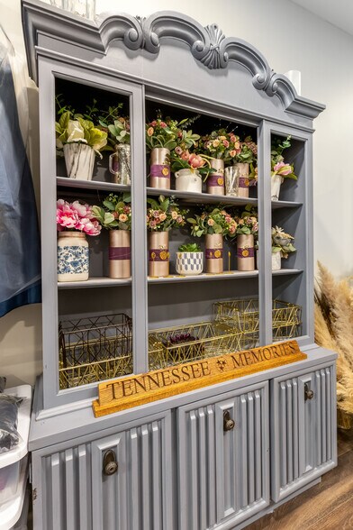 More Photos Of 1049 Oregon Rd, Lascassas Specialty For Sale