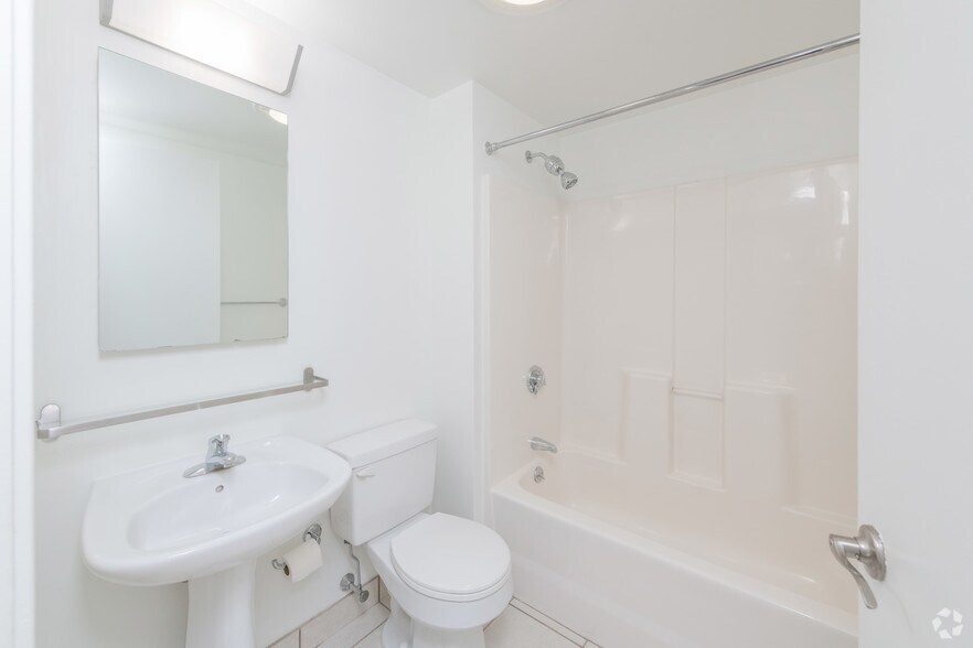 More Photos Of 166 Valley St, Providence Apartments For Sale