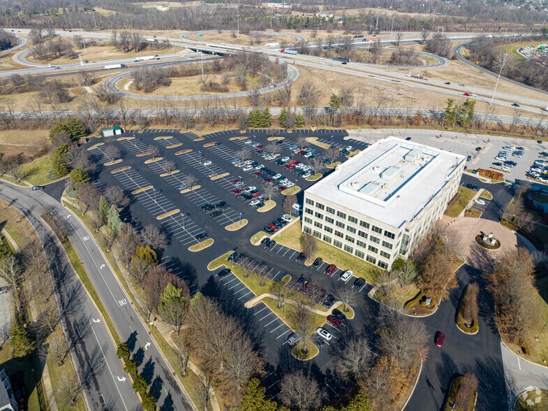 More Photos Of 4801 Olympia Park Plz, Louisville Office For Sale