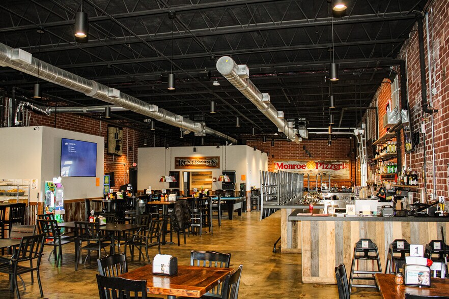 More Photos Of 138 N Midland Ave, Monroe Restaurant For Sale