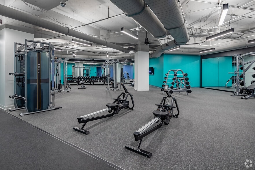 More Photos Of 333 Commerce St, Nashville Loft Creative Space For Lease