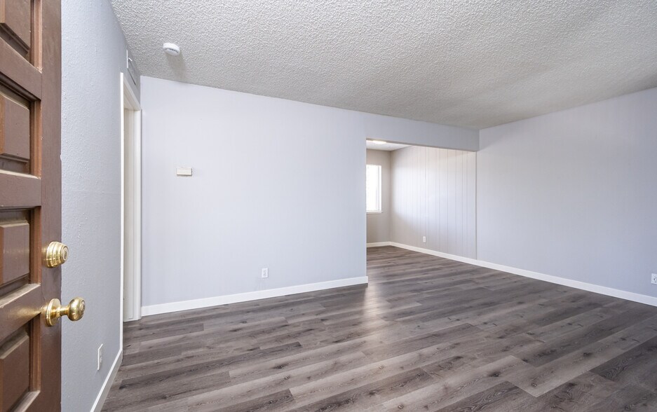 More Photos Of 2520 Northrop Ave, Sacramento Apartments For Sale