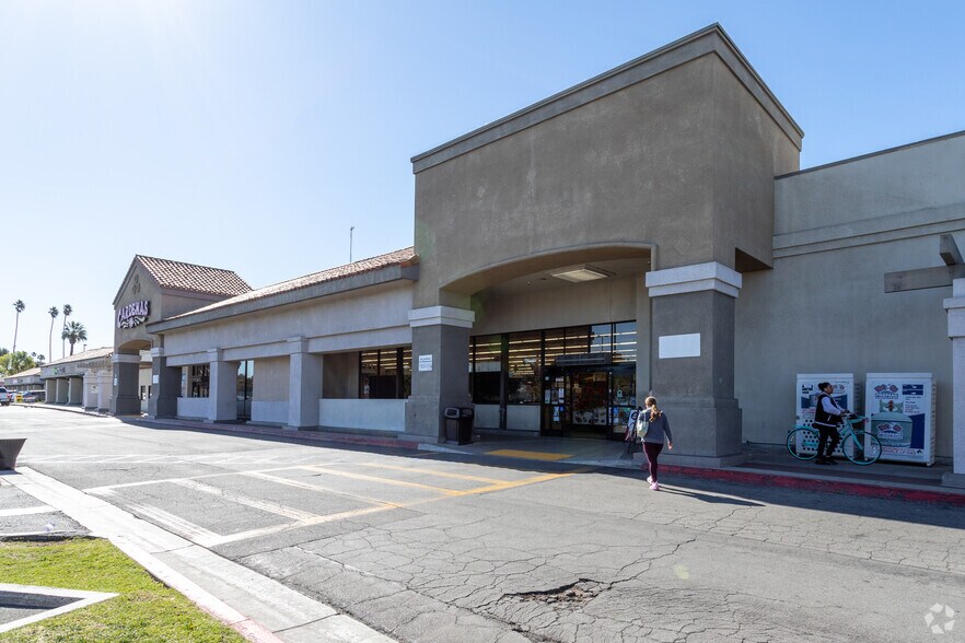 More Photos Of 3804-3870 La Sierra Ave, Riverside Unknown For Lease
