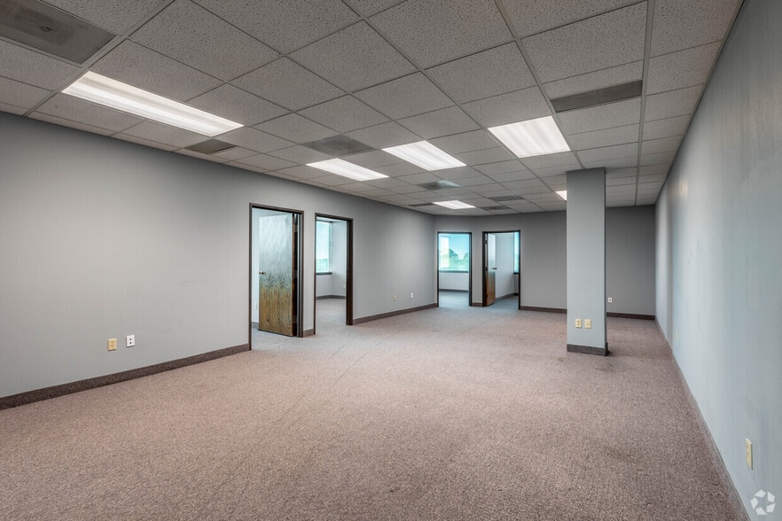 6100 Channingway Blvd, Columbus, OH 43232 Office For Lease