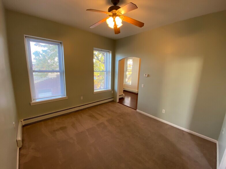 More Photos Of 31 Congress St, Cohoes Apartments For Sale