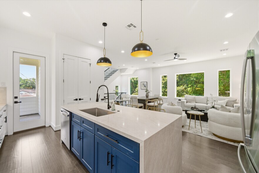 More Photos Of 5024 Winnetka St, Houston Multifamily For Sale