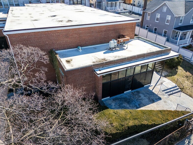More Photos Of 18 Central Ave, Port Chester Schools For Lease