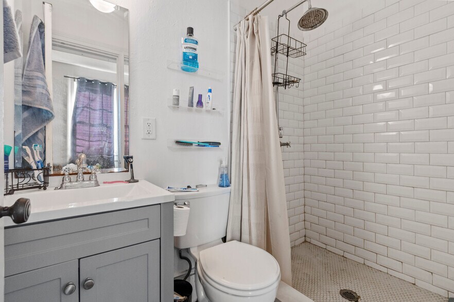 More Photos Of 94 Morris St, Charleston Apartments For Sale