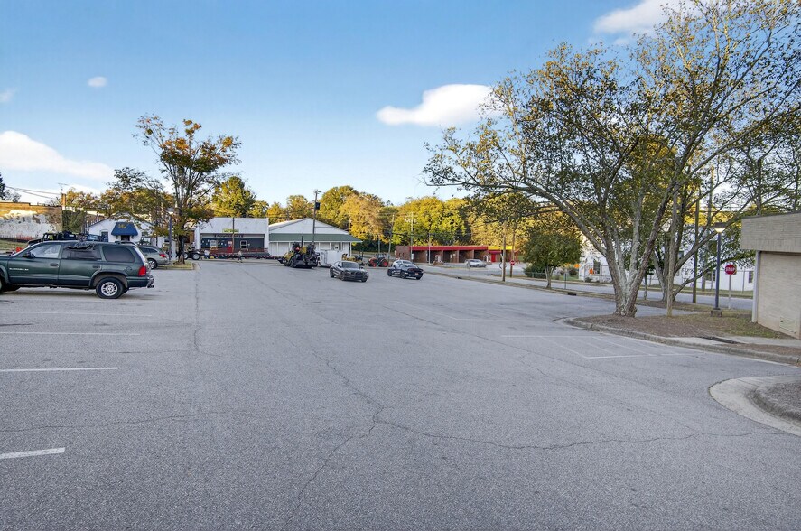 More Photos Of 115 E Market St, Warrenton Office For Lease