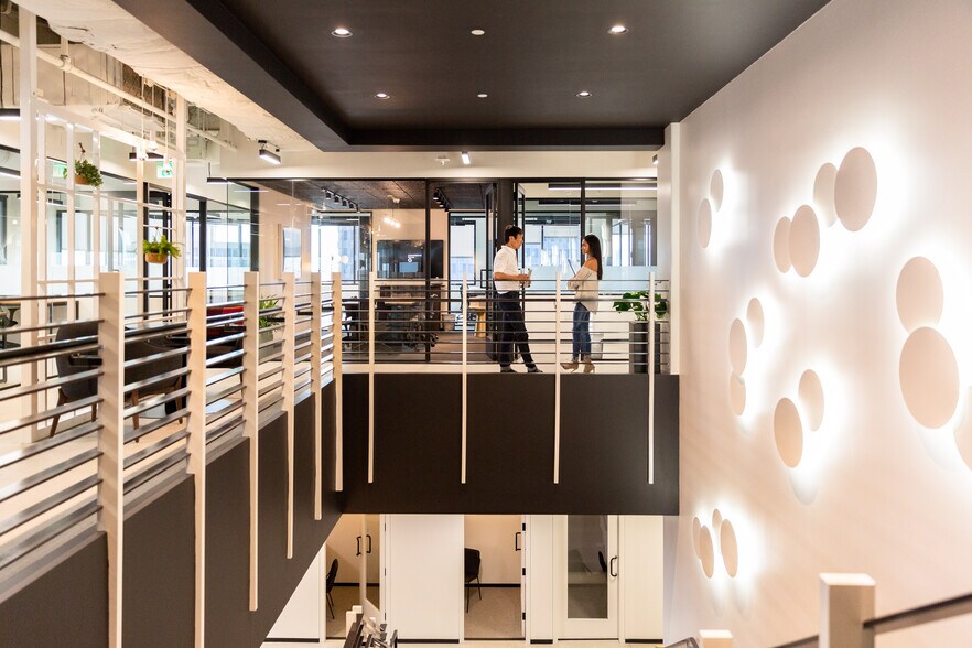 More Photos Of 1925 Century Park E, Los Angeles Office For Lease