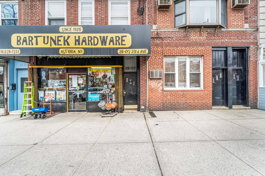 More Photos Of , Astoria General Retail For Sale