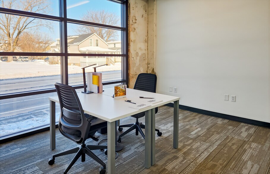 More Photos Of 540 N Broadway, Green Bay Coworking Space
