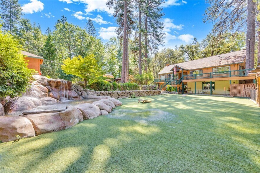 More Photos Of 22732 Middle Camp rd, Sonora Hotel For Sale