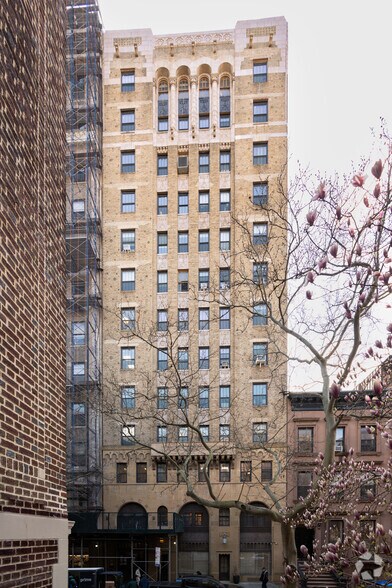 More Photos Of 142-144 Joralemon St, Brooklyn Medical For Sale