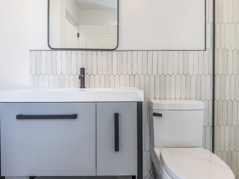 More Photos Of 1723 Ridge Ave, Philadelphia Apartments For Sale