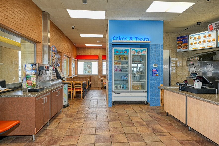 More Photos Of 1535 Memorial Dr, Chicopee Restaurant For Sale