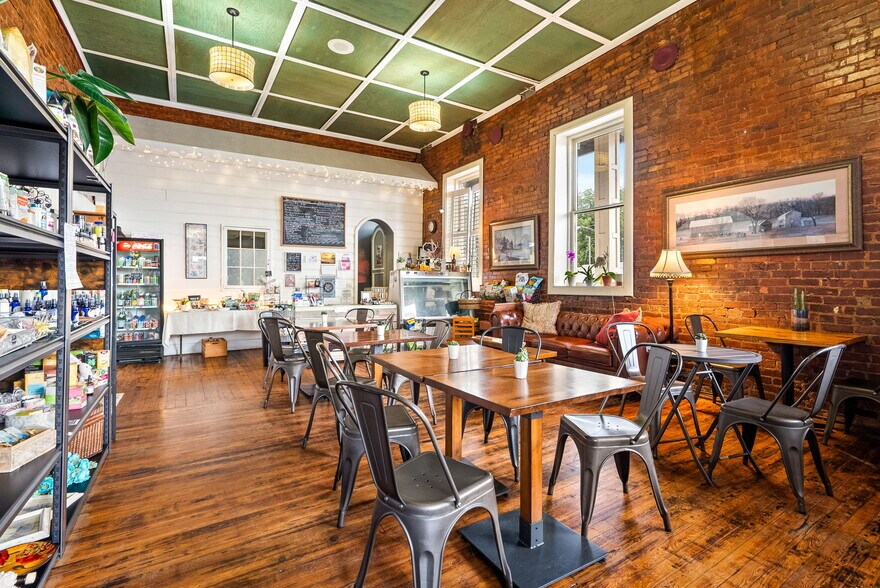 More Photos Of , Hogansville Unknown For Sale