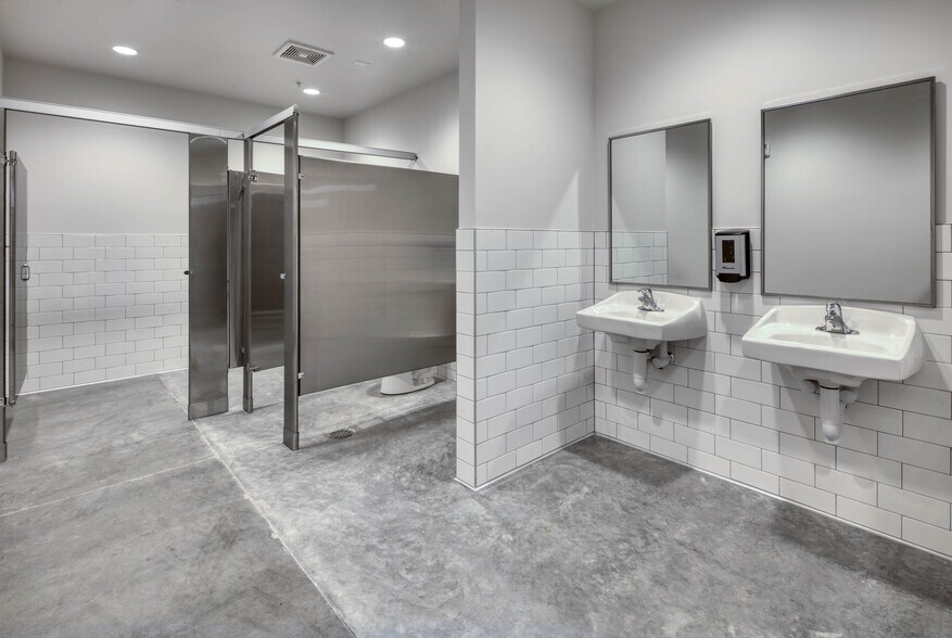 More Photos Of 6081 West 9000 South, West Jordan Unknown For Lease