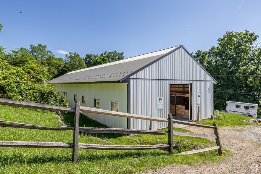 More Photos Of 11 Charlottesburg Rd, Boonton Horse Stables For Sale