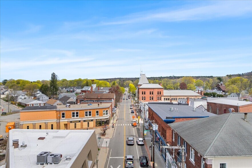 More Photos Of 21 Furnace St, Danielson Storefront For Lease