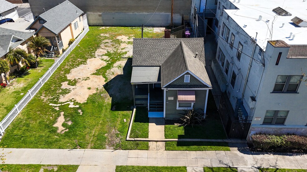 More Photos Of 414-416 Linden Ave, Long Beach Apartments For Sale