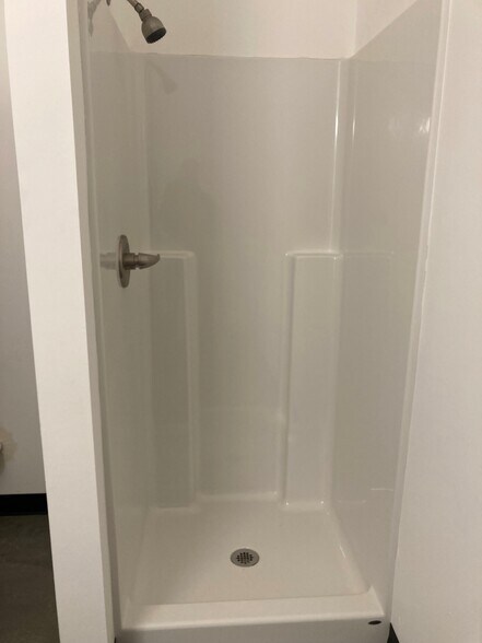 More Photos Of 1929 Baltic Way, Ferndale Distribution For Sale