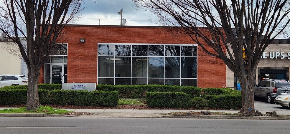 Primary Photo Of 928 Main St, Nashville Office For Sale