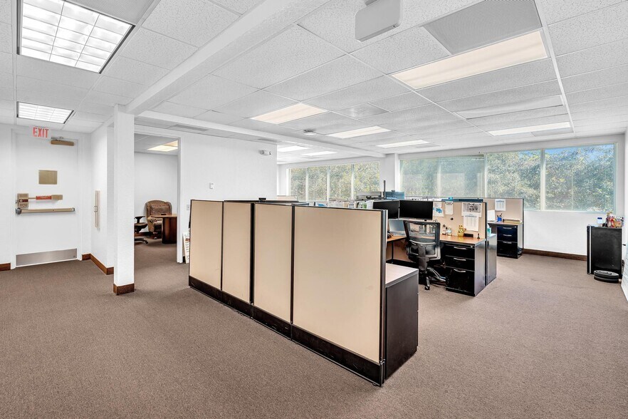 More Photos Of 7665 Davie Road Ext, Davie Office For Lease
